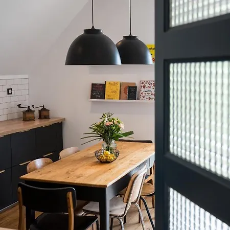 Superbe Loft Rumilly, 2 à 6 pers, 100 m2, proche ANNECY et AIX LES BAINS Rumilly  Extérieur photo